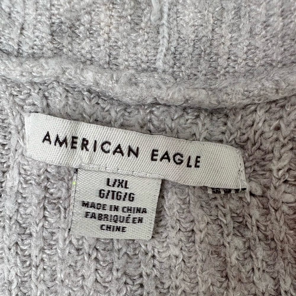 American Eagle Outfitters Women's Light Gray Knit Sweater